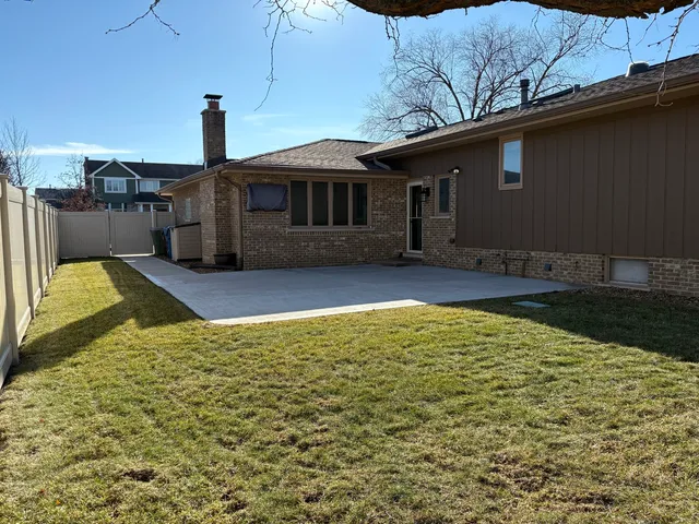 $549,000 | 8320 Heather Lane, Tinley Park, IL 60477