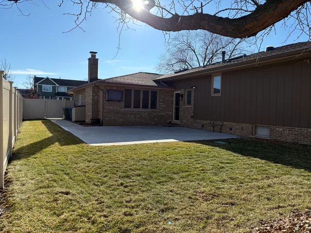 $549,000 | 8320 Heather Lane, Tinley Park, IL 60477