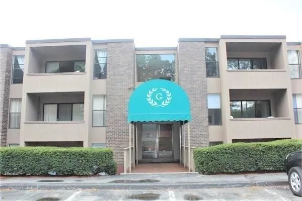 $1,900 | 32 Shrewsbury Green Drive, Unit J, Shrewsbury, MA 01545