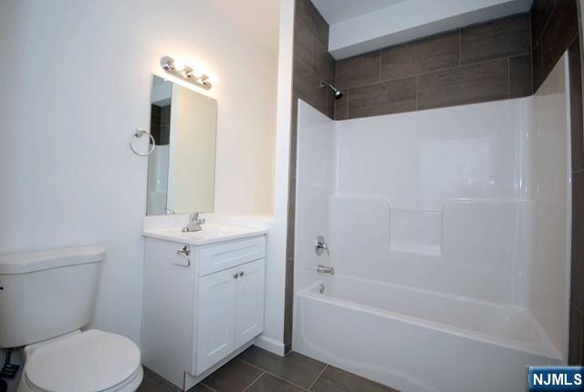 754 Paterson Avenue, Unit 1 East Rutherford, NJ 07073 - Photo 4 of 9