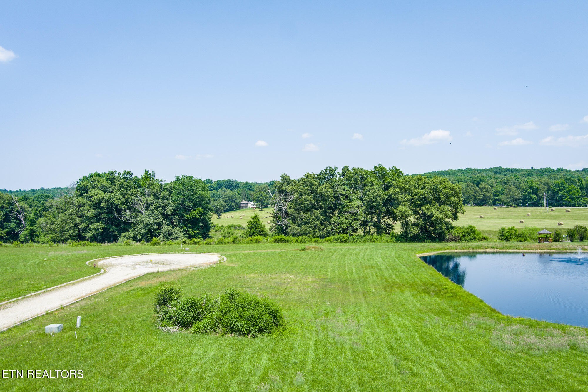 4955 Genesis Road Crossville, TN 38571 - Photo 14 of 48 Gallery Image 14