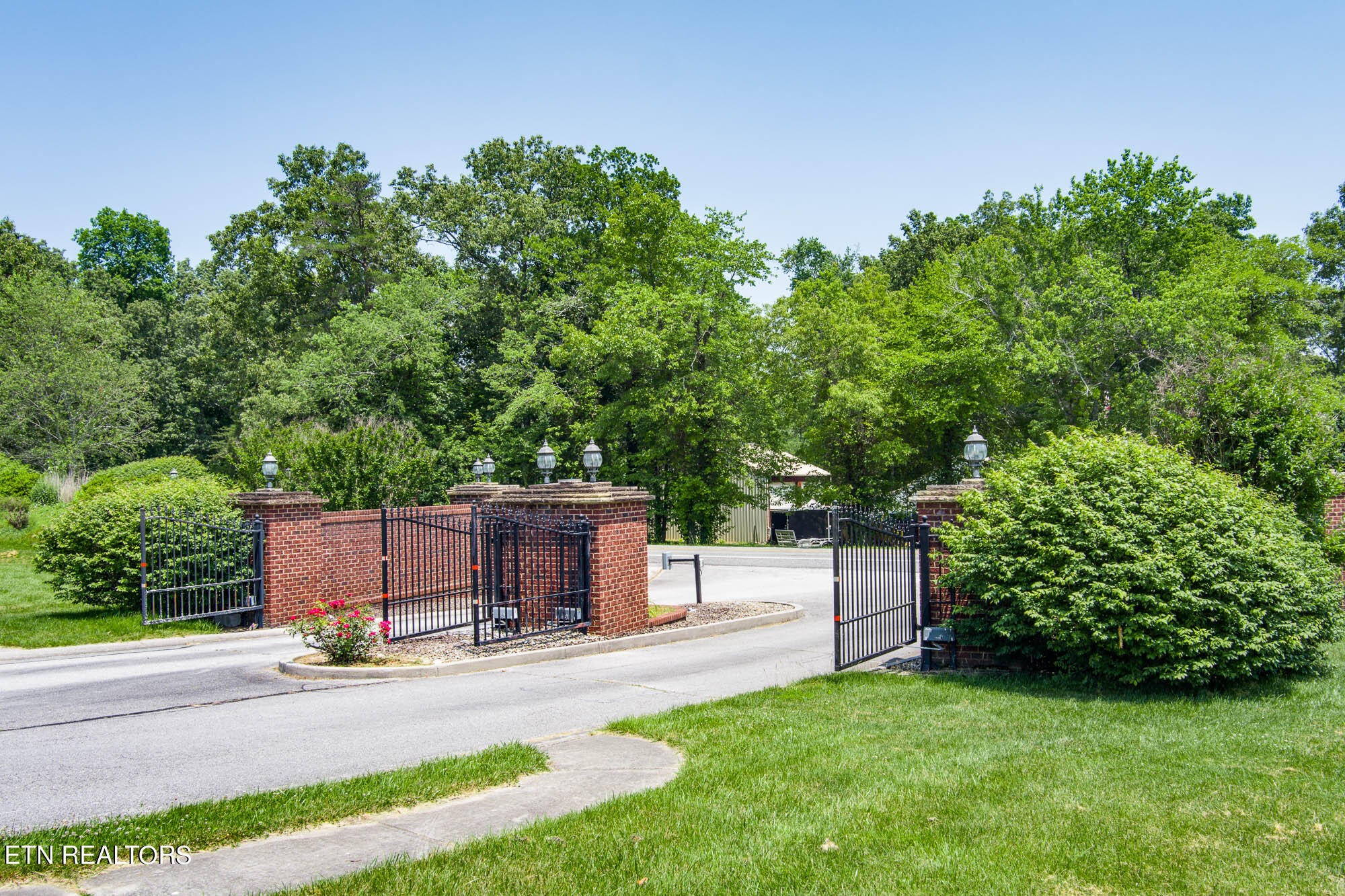 4955 Genesis Road Crossville, TN 38571 - Photo 3 of 48 Gallery Image 3