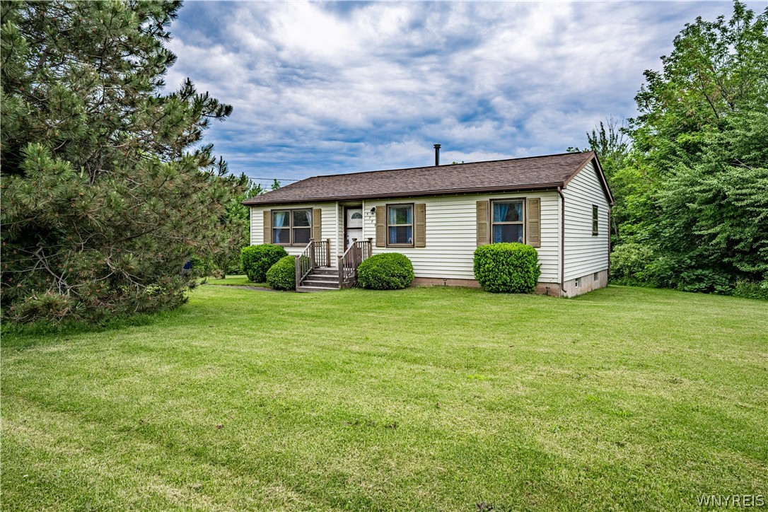 5789 Stone Road Lockport Town, NY 14094 - Photo 1 of 1