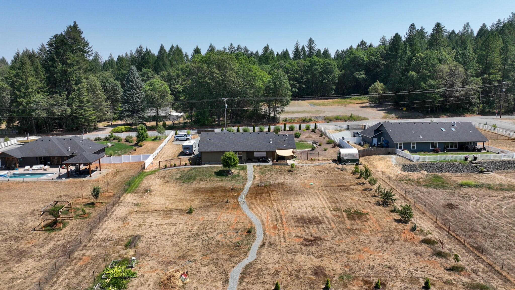 1875 Marcy Loop Road Grants Pass, OR 97527 - Photo 4 of 43 4