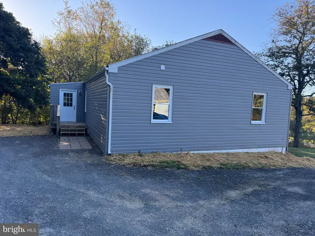 $1,900 | 124 Chandler Court, Winchester, VA 22603