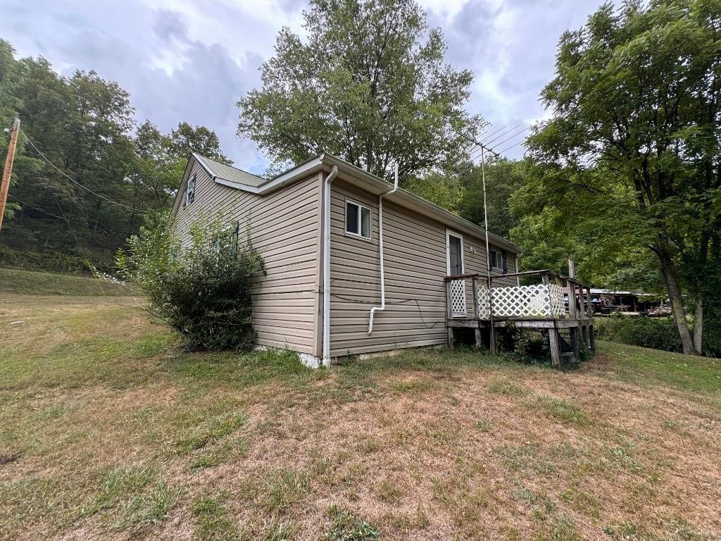 494 Hudson Branch Road Culloden, WV 25510 - Photo 2 of 20 Gallery Image 2