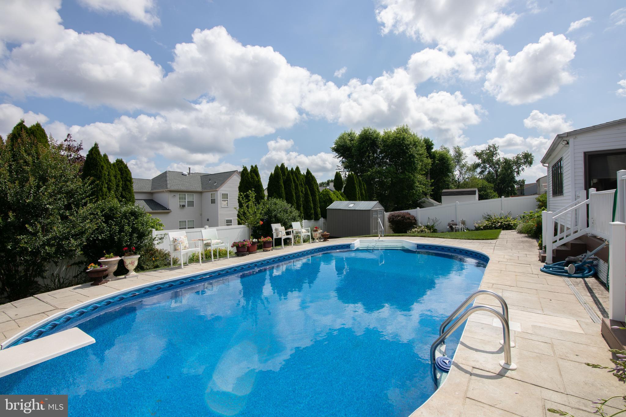 10 Euston Road Marlton, NJ 08053 - Photo 1 of 39 New Liner, Pump and Filter (2019)