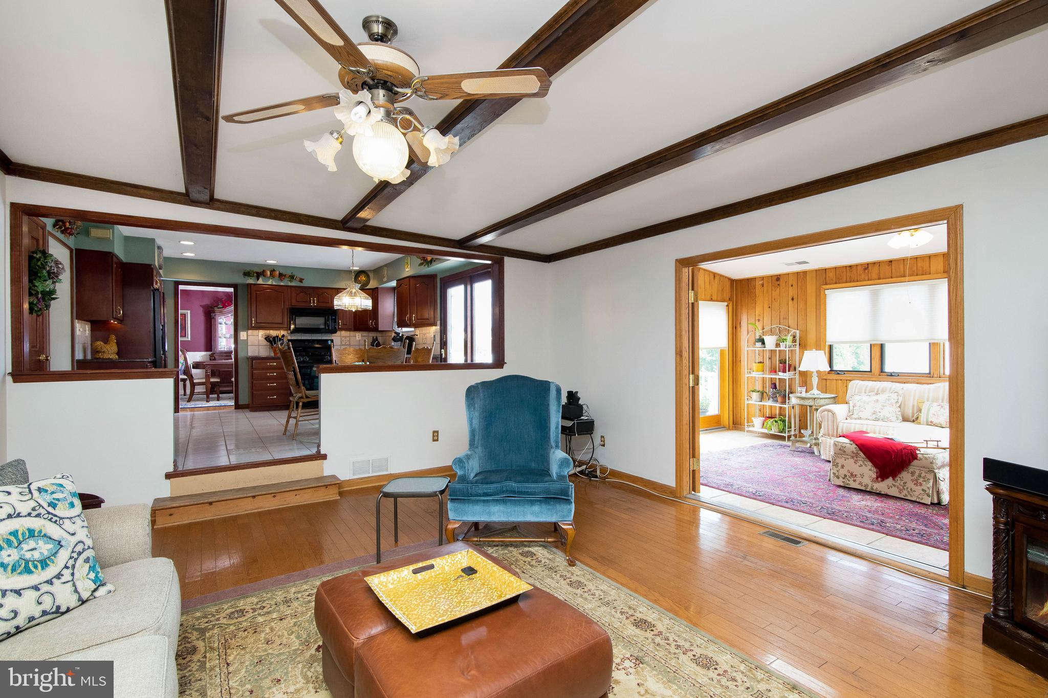 10 Euston Road Marlton, NJ 08053 - Photo 18 of 39 Family Room, French Doors to 4 Season Florida Room