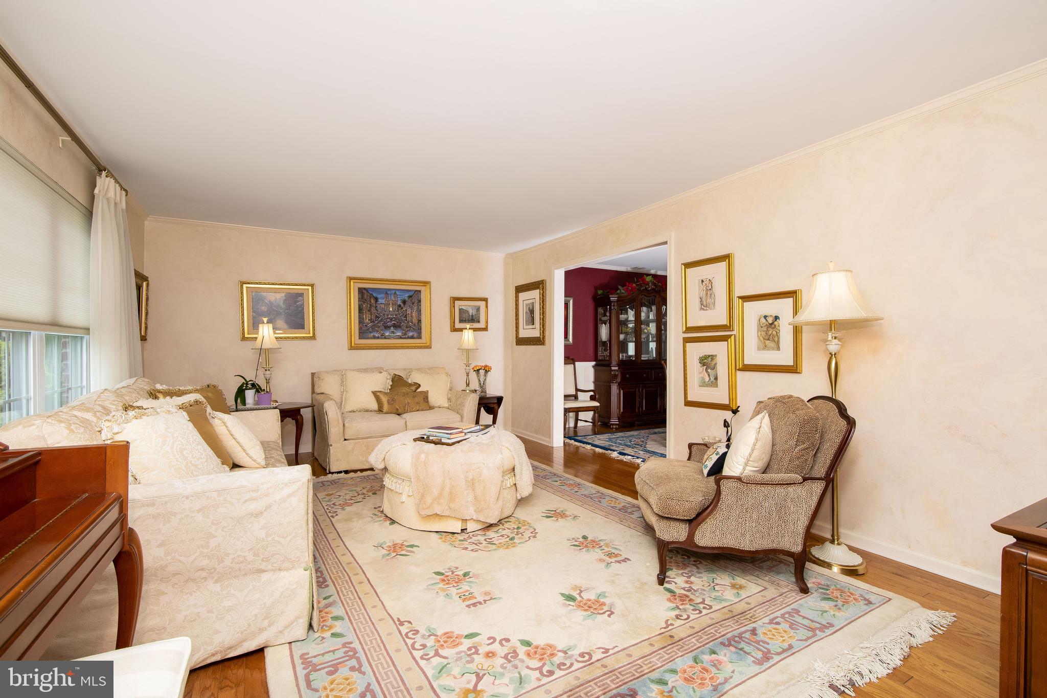10 Euston Road Marlton, NJ 08053 - Photo 21 of 39 Formal Living Room, Hardwood Flooring