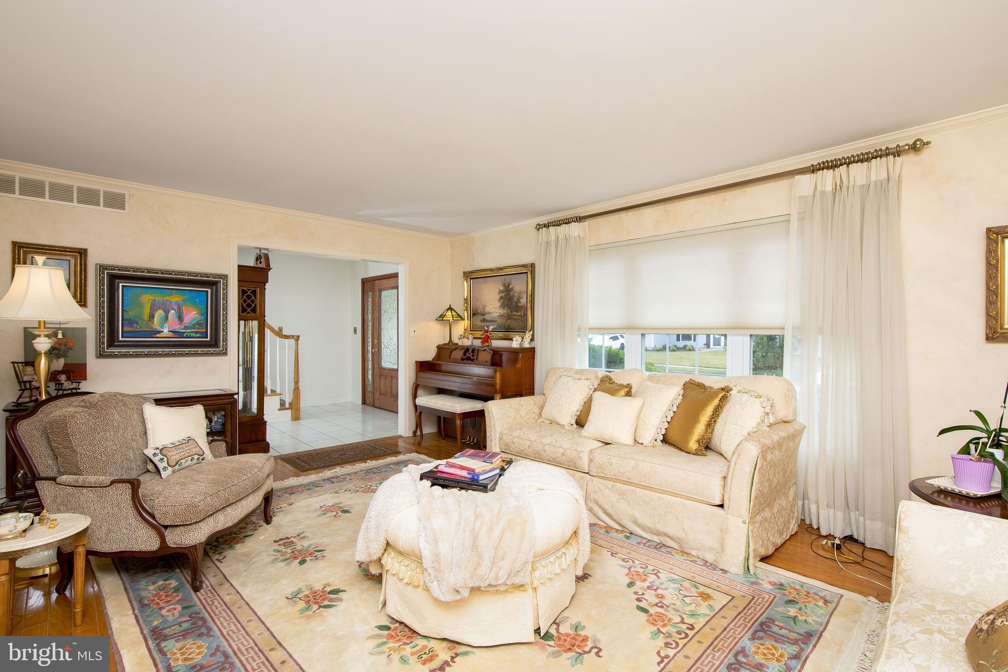 10 Euston Road Marlton, NJ 08053 - Photo 23 of 39 Formal Living Room, Hardwood Flooring