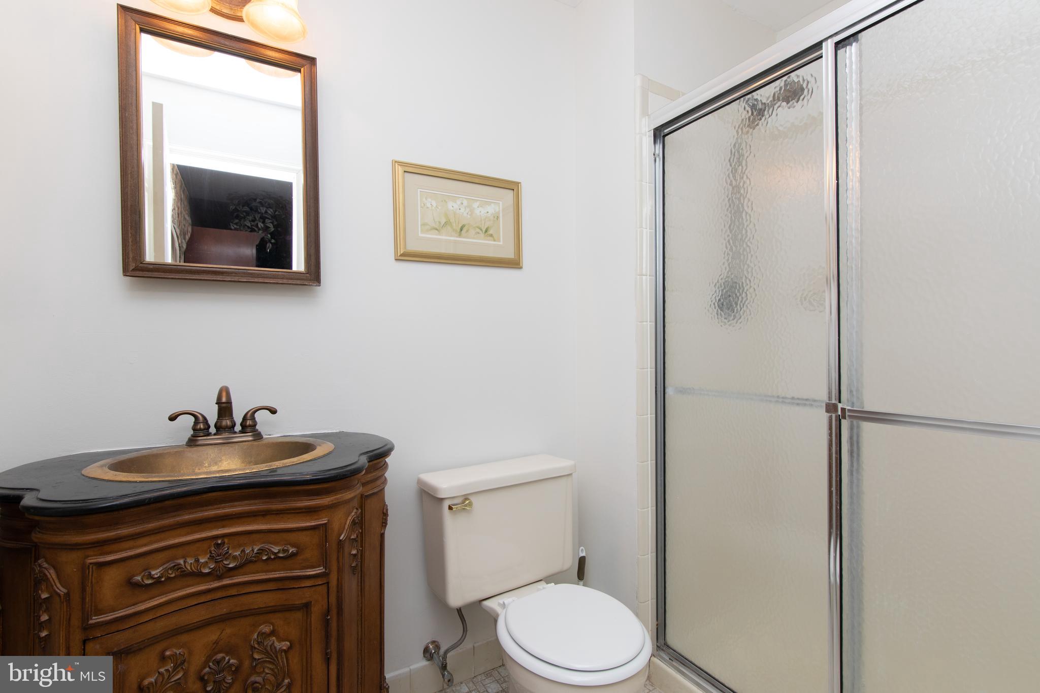 10 Euston Road Marlton, NJ 08053 - Photo 35 of 39 Master Bath