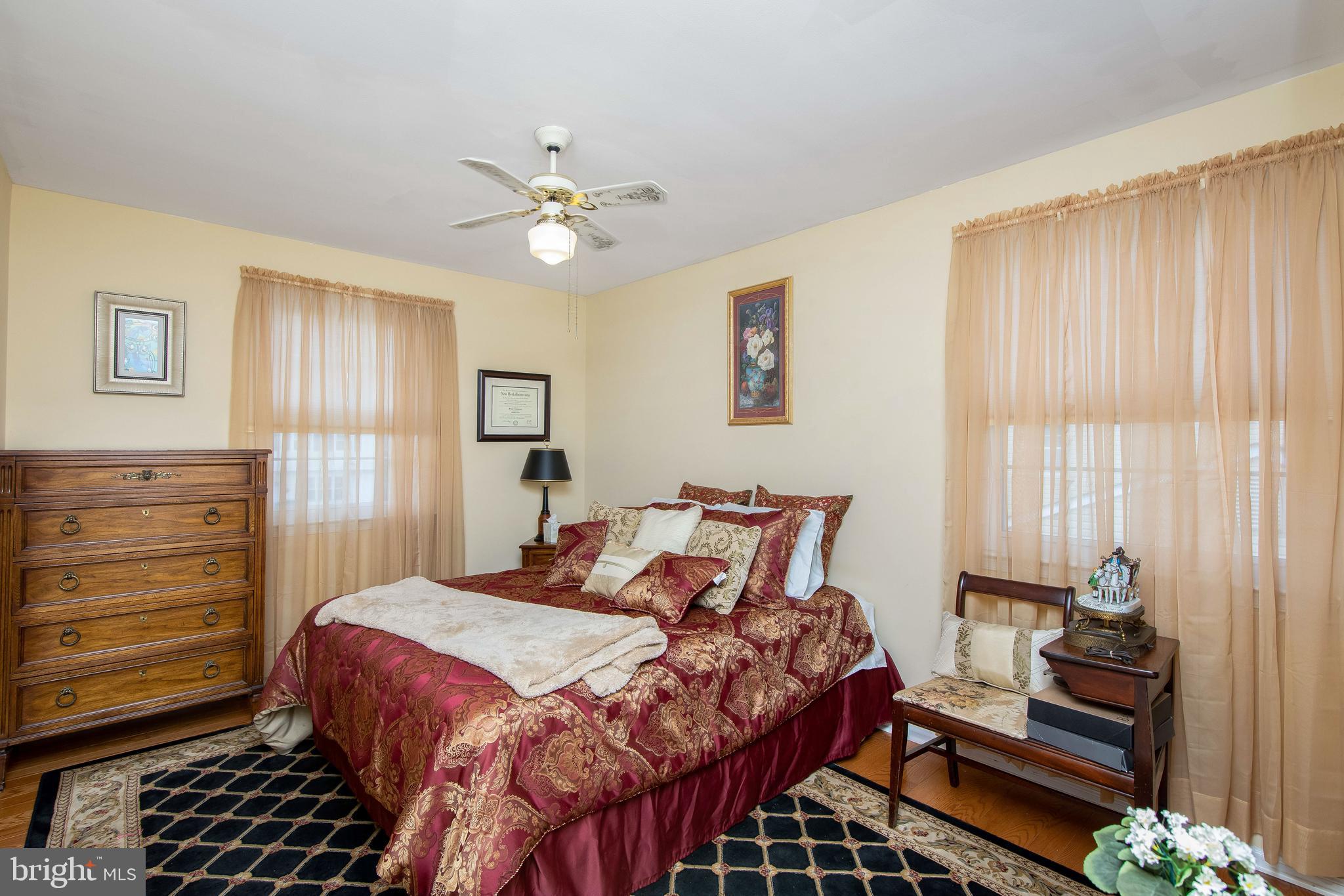 10 Euston Road Marlton, NJ 08053 - Photo 38 of 39 Bedroom 3, Hardwood Floor