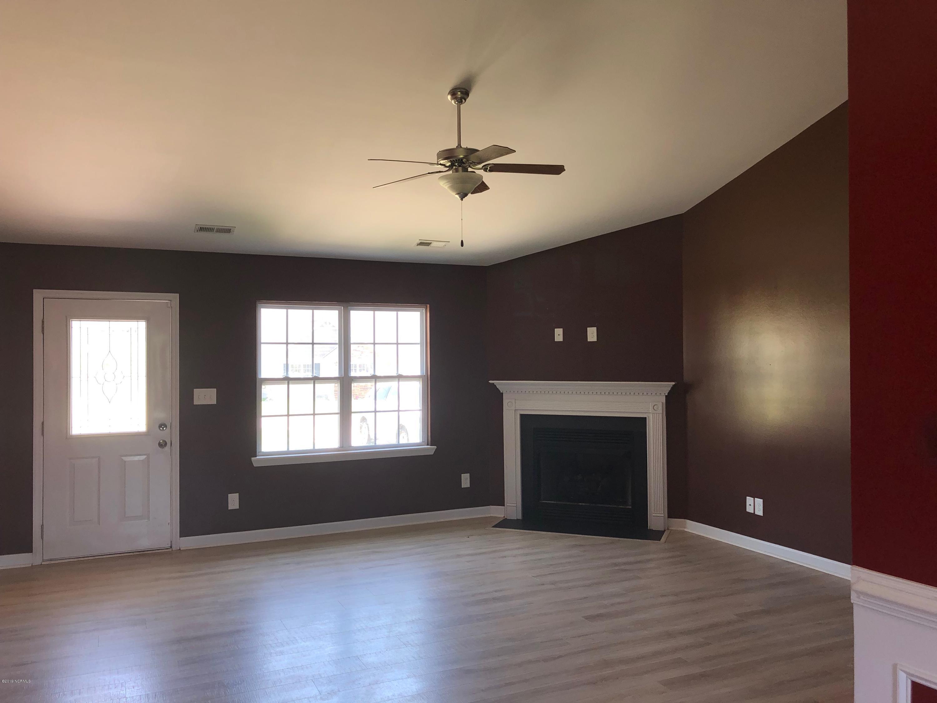 315 Basil Court Hubert, NC 28539 - Photo 5 of 6 IMG-8256