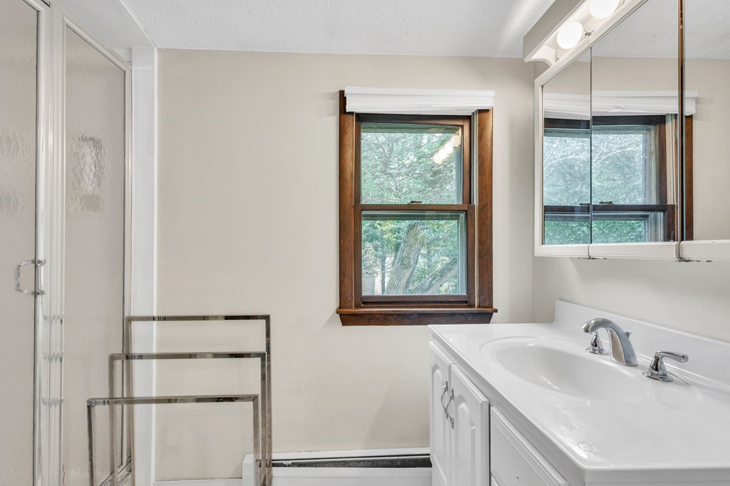 385 Bliss Road Longmeadow, MA 01106 - Photo 28 of 38 Gallery Image 28