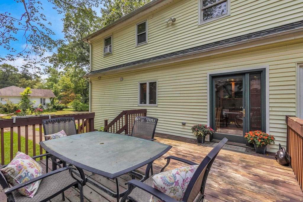 385 Bliss Road Longmeadow, MA 01106 - Photo 33 of 38 Gallery Image 33