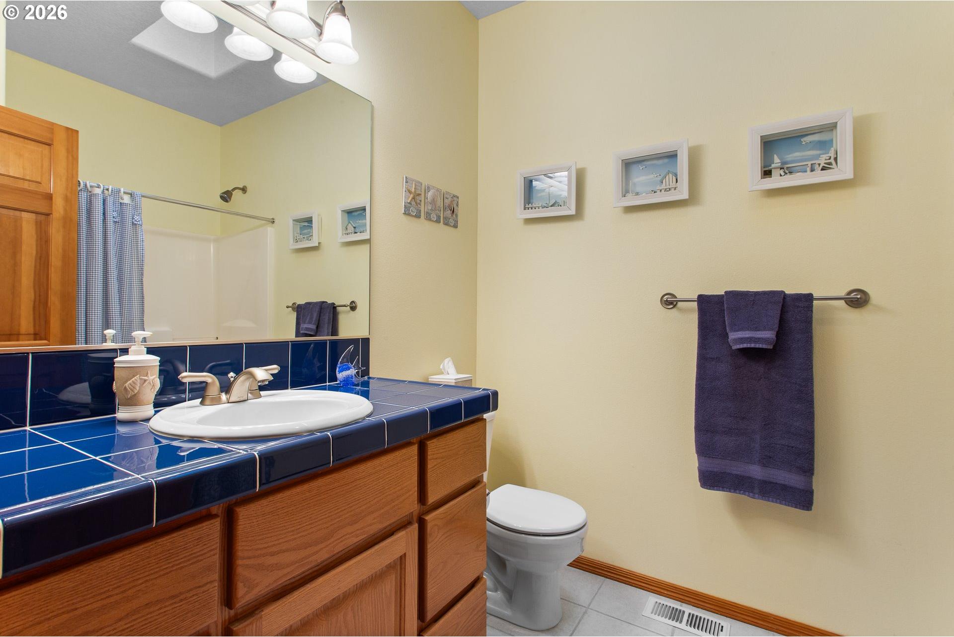 9920 Southeast Bull Run Road Corbett, OR 97019 - Photo 28 of 48 Bathroom