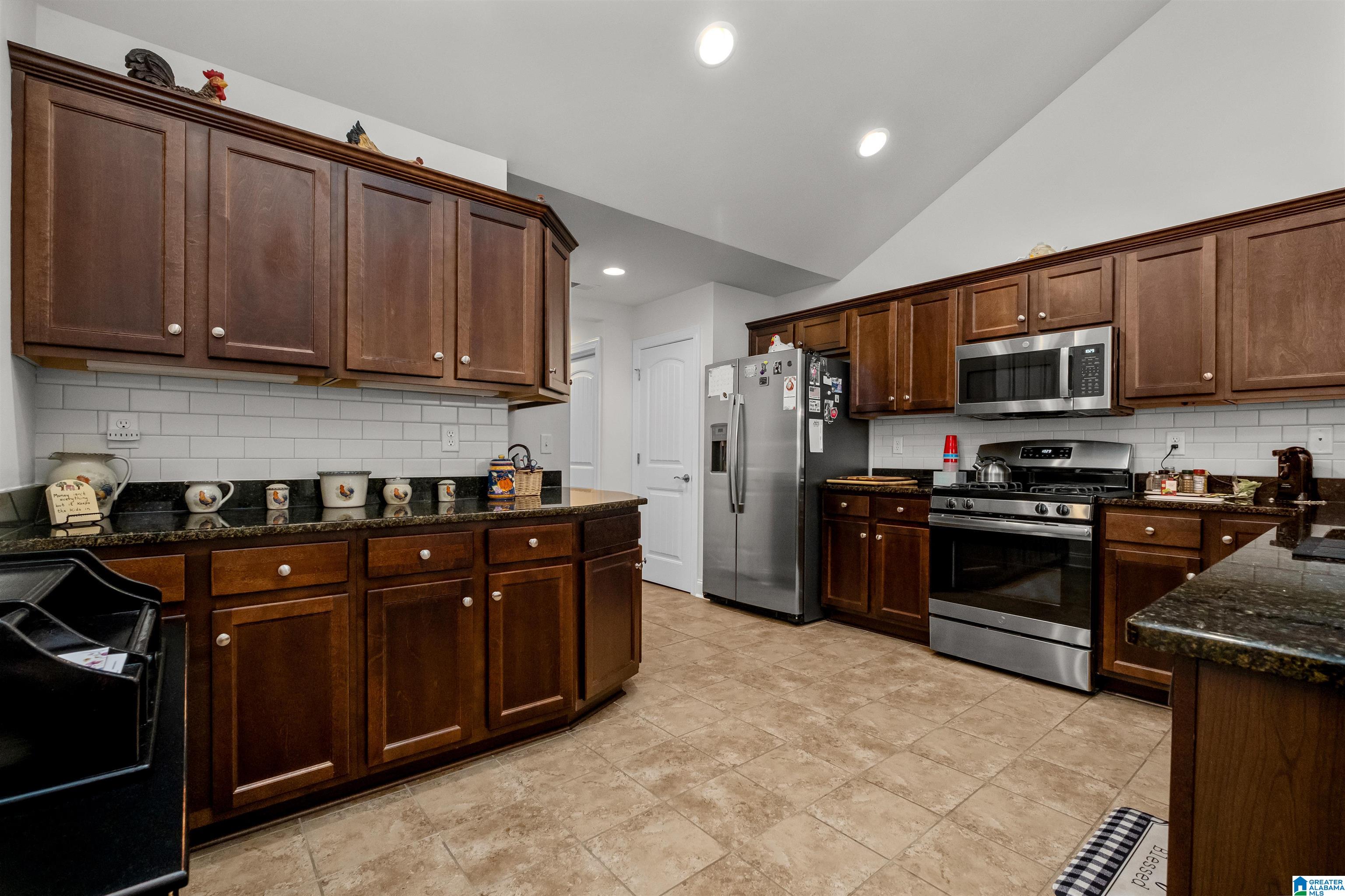 160 Cornerstone Court, Unit 160 Bessemer, AL 35022 - Photo 17 of 35