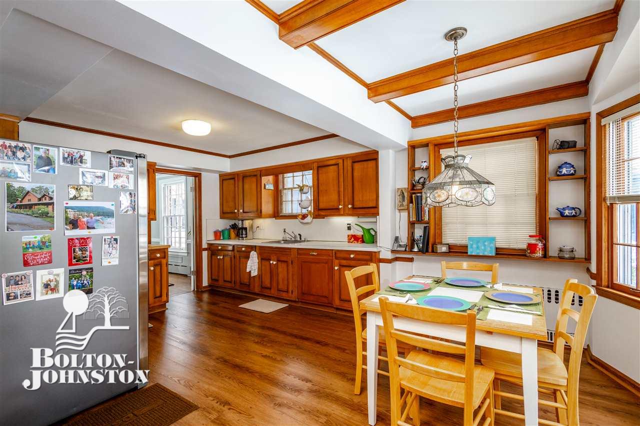 652 Lincoln Road Grosse Pointe, MI 48230 - Photo 14 of 43 Kitchen