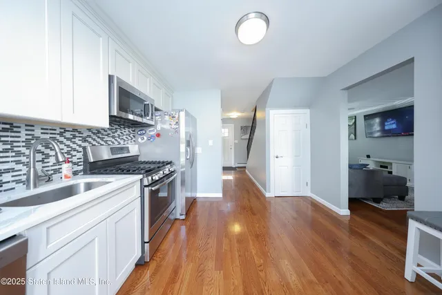 $680,000 | 7 Egbert Place | Rosebank