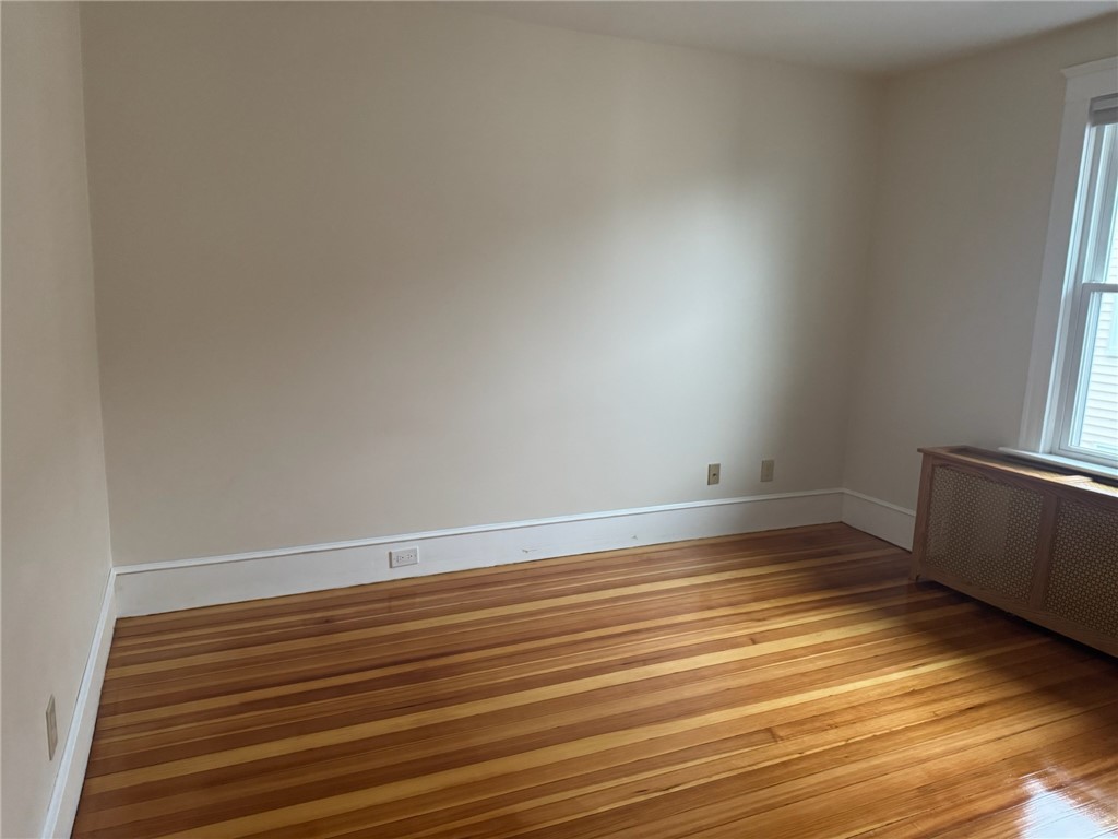 15 Freeborn Street, Unit 2 Newport, RI 02840 - Photo 19 of 27