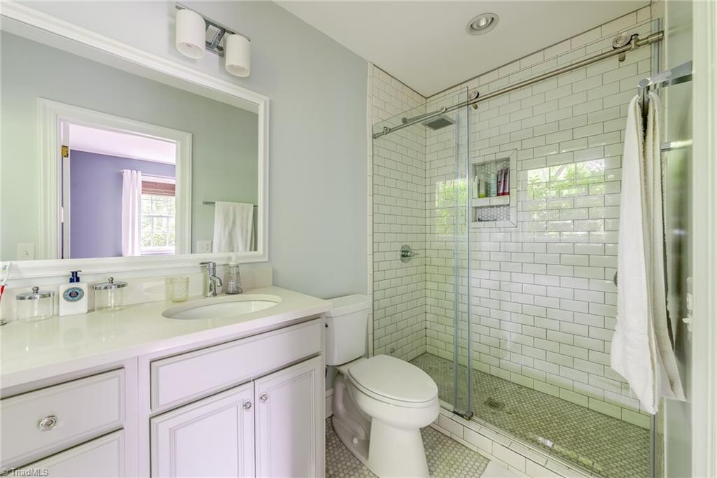601 Chester Road Winston-Salem, NC 27104 - Photo 17 of 29 Gallery Image 17