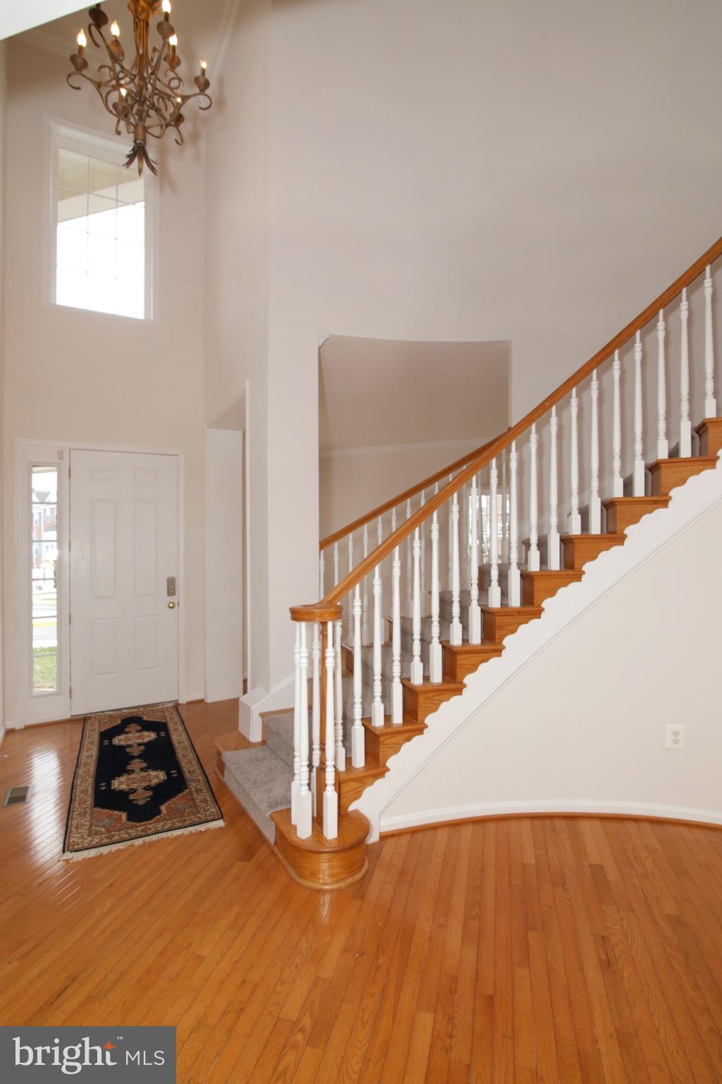 9097 Furey Road Lorton, VA 22079 - Photo 3 of 30 Entry Foyer