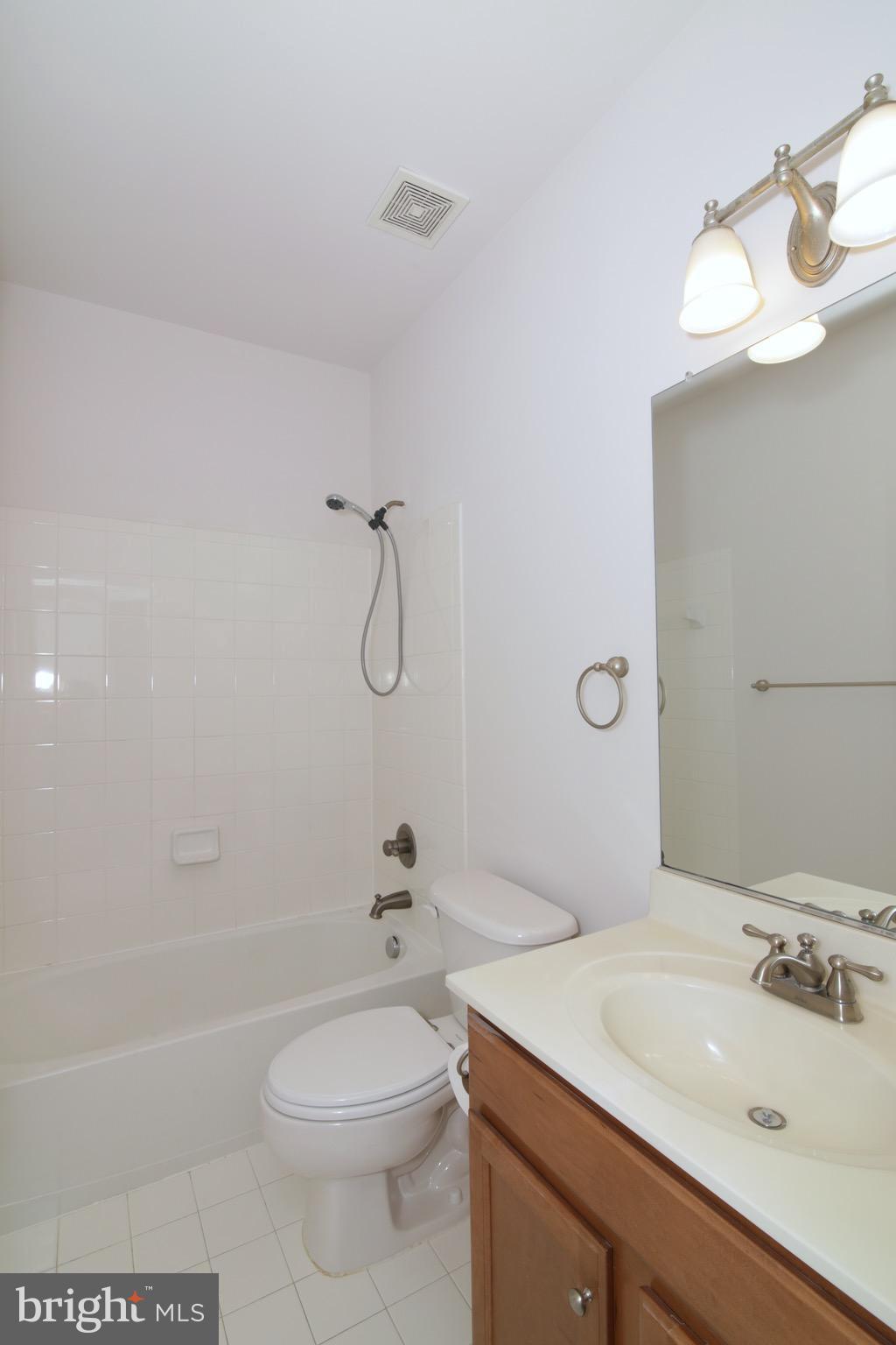 9097 Furey Road Lorton, VA 22079 - Photo 23 of 30 Bath