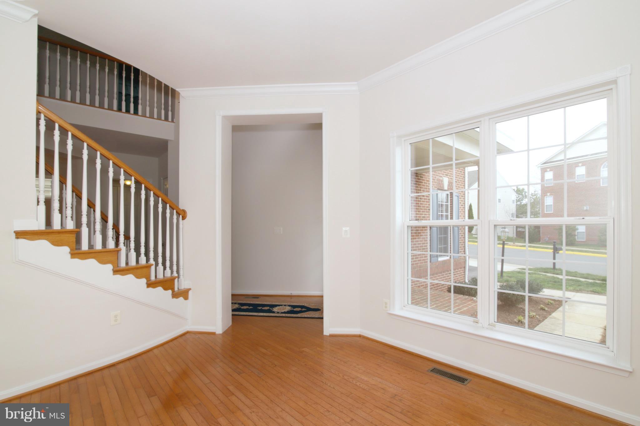 9097 Furey Road Lorton, VA 22079 - Photo 4 of 30 Living Room