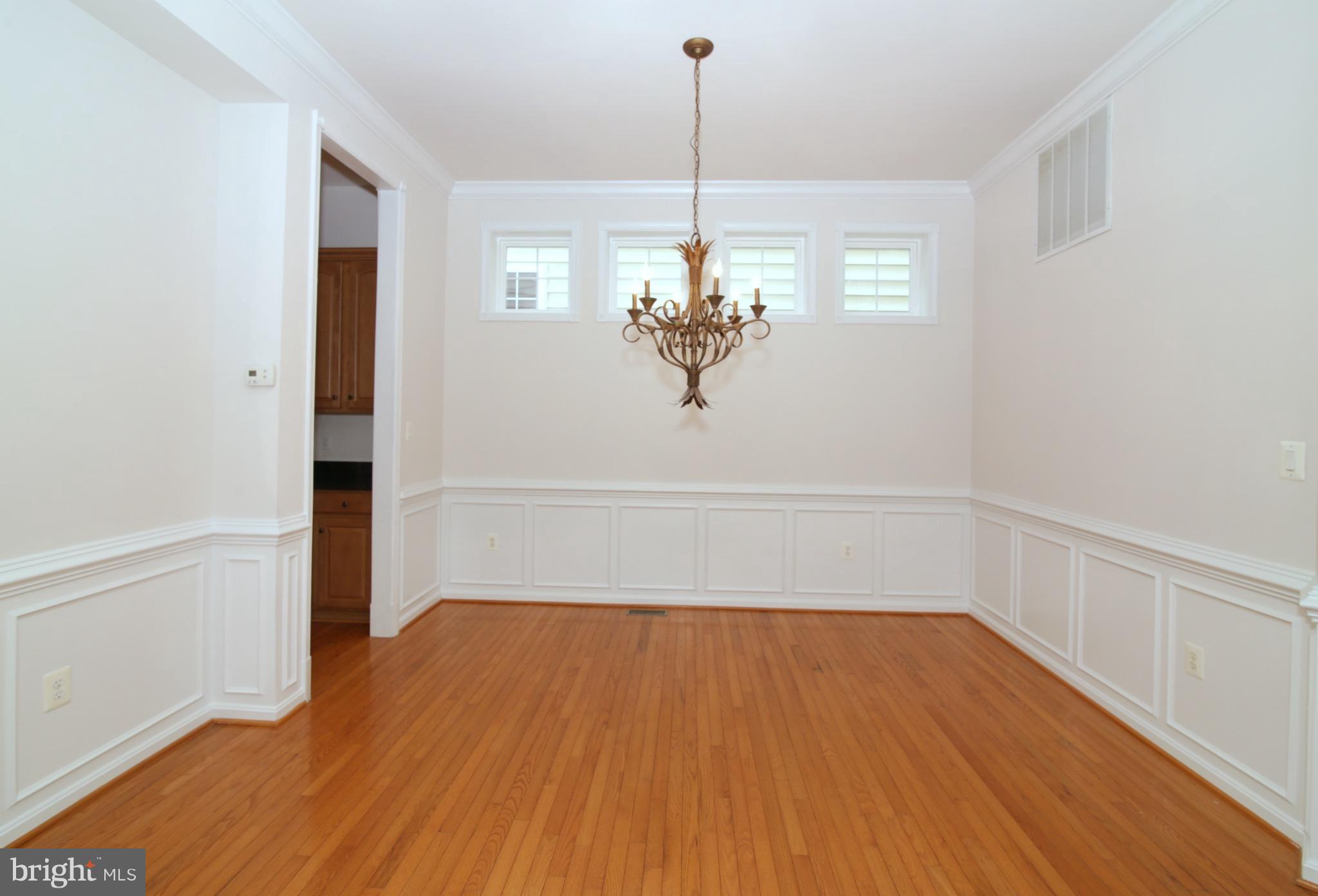 9097 Furey Road Lorton, VA 22079 - Photo 6 of 30 Dining Room