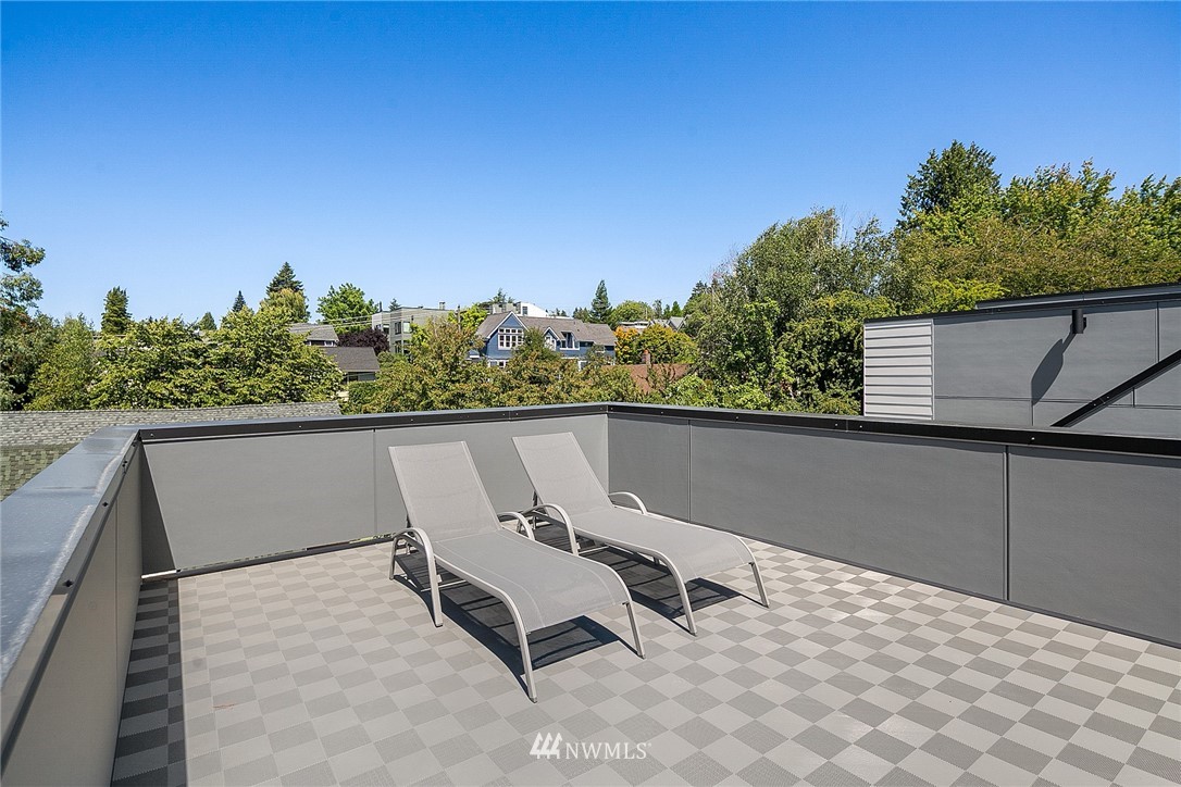 3664 Interlake Avenue North, Unit B Seattle, WA 98103 - Photo 12 of 13 a view of roof