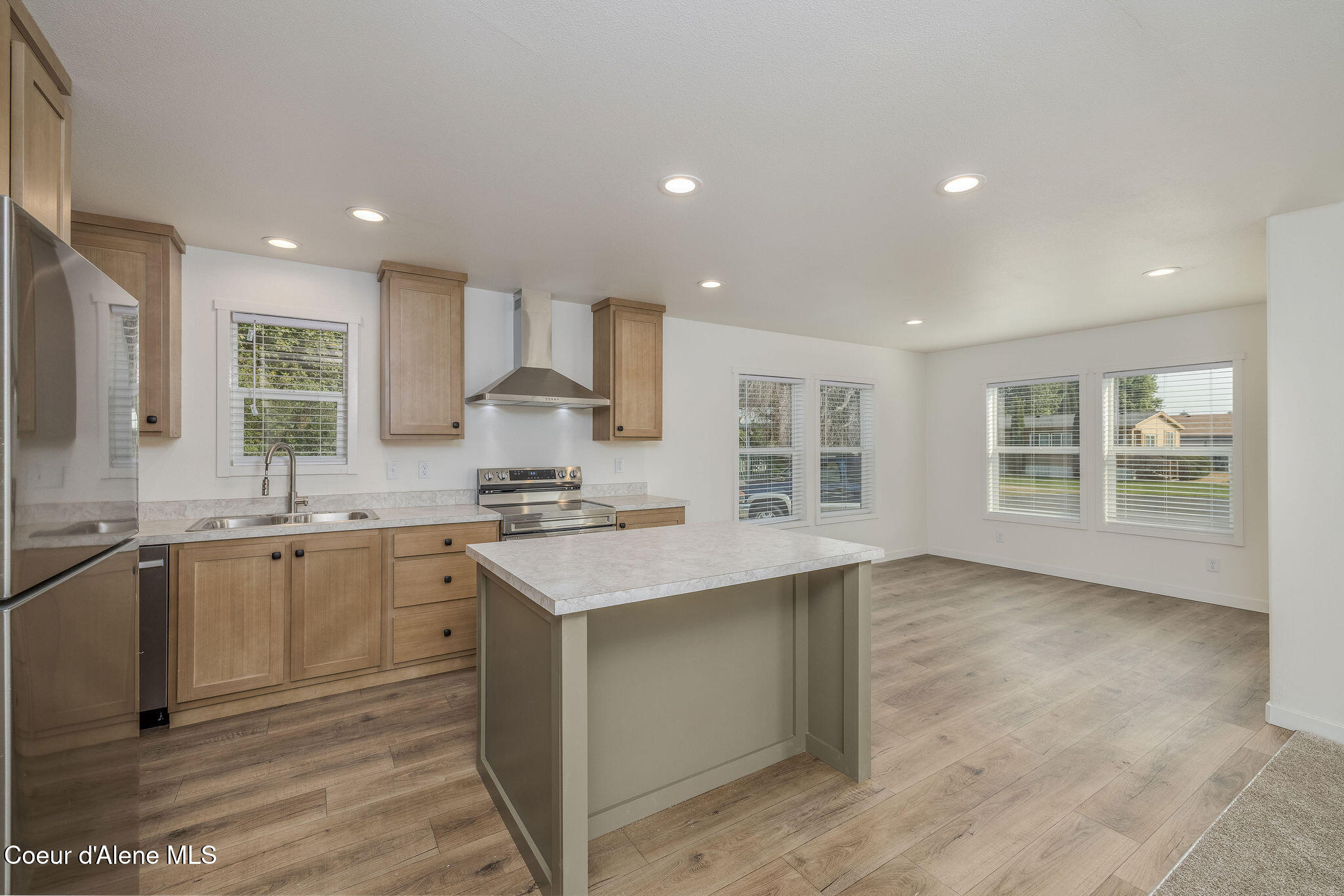 11474 North Alaska Loop Hayden, ID 83835 - Photo 9 of 23 OPEN KITCHEN AND DINING AREAS