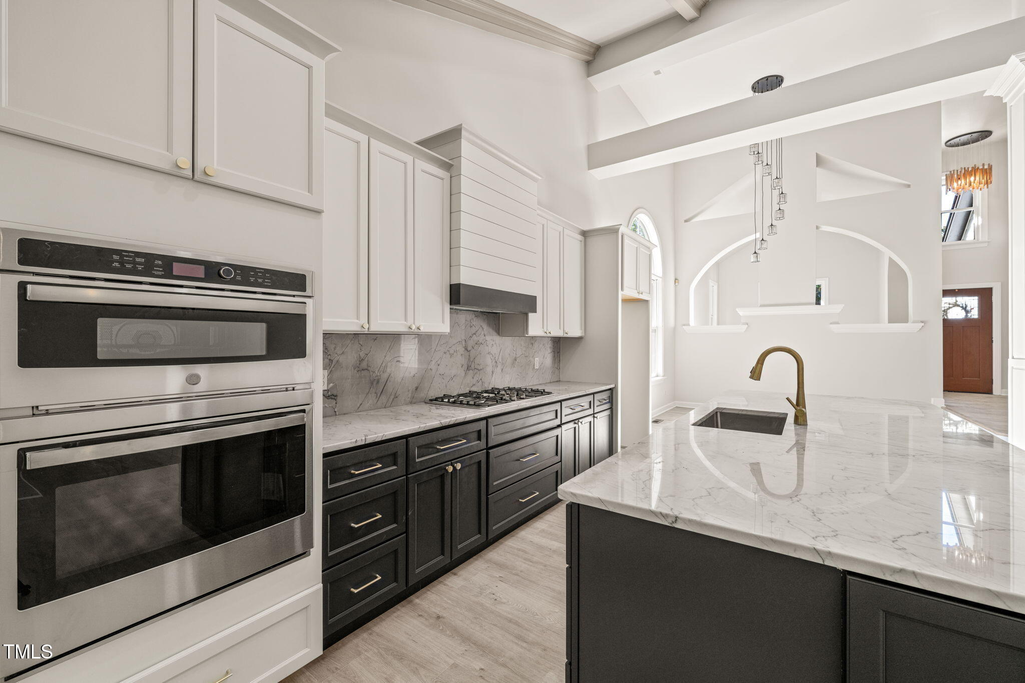 10000 Goodview Court Raleigh, NC 27613 - Photo 13 of 39 14-web-or-mls-DSC02032