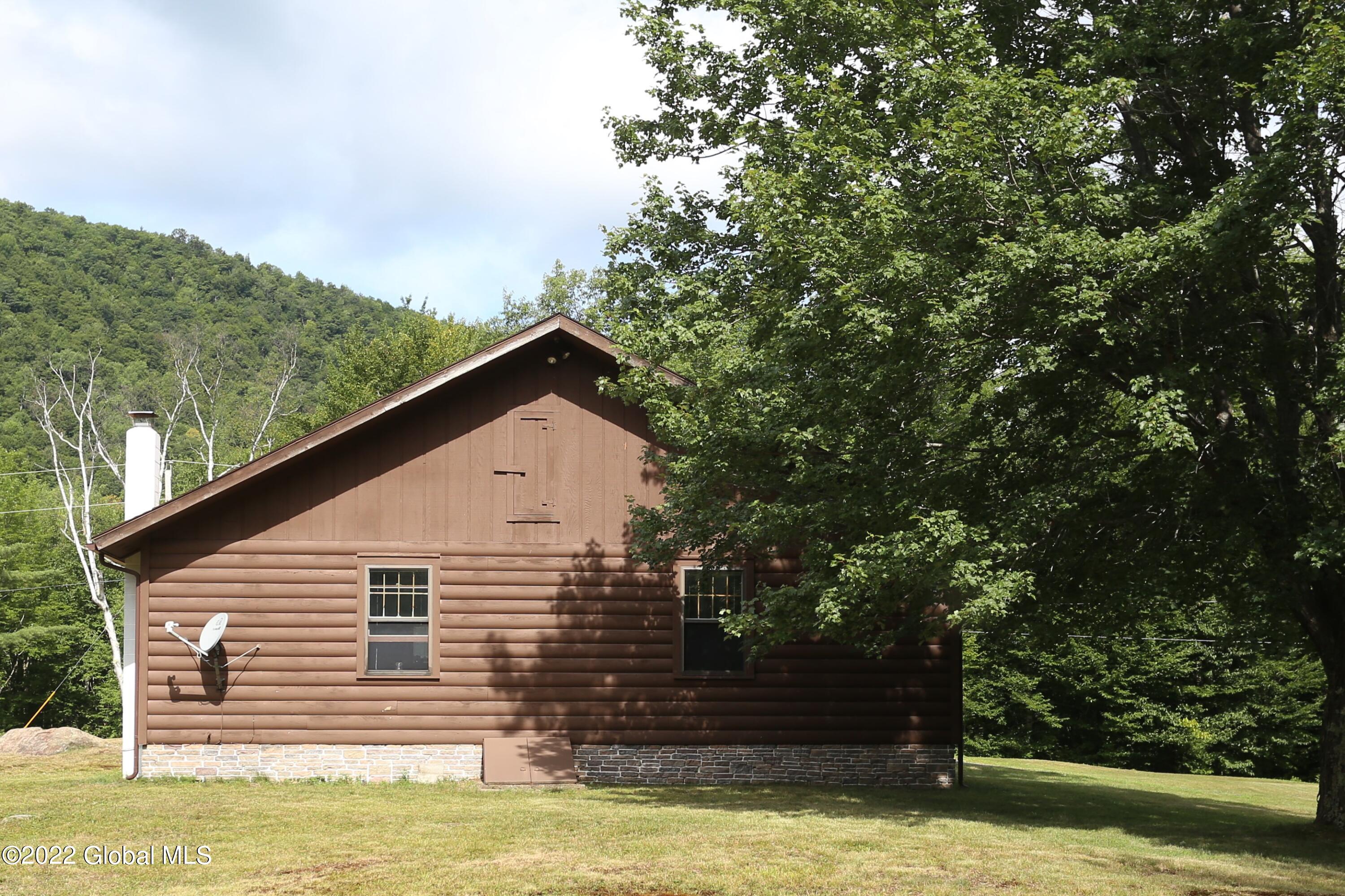 114 Fodder Road Stony Creek, NY 12878 - Photo 8 of 40 IMG_8505 (2)
