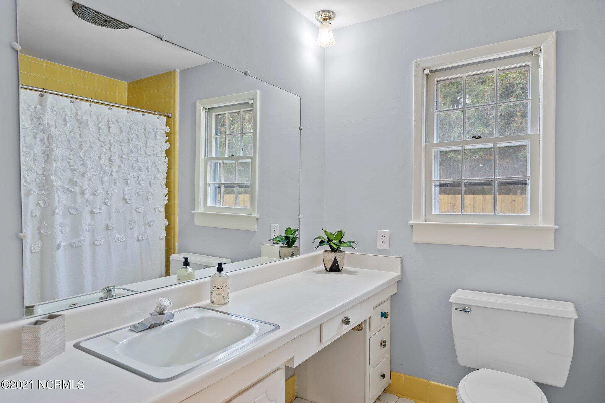 205 Hoover Road Hampstead, NC 28443 - Photo 22 of 60 33-web-or-mls-DSC06612