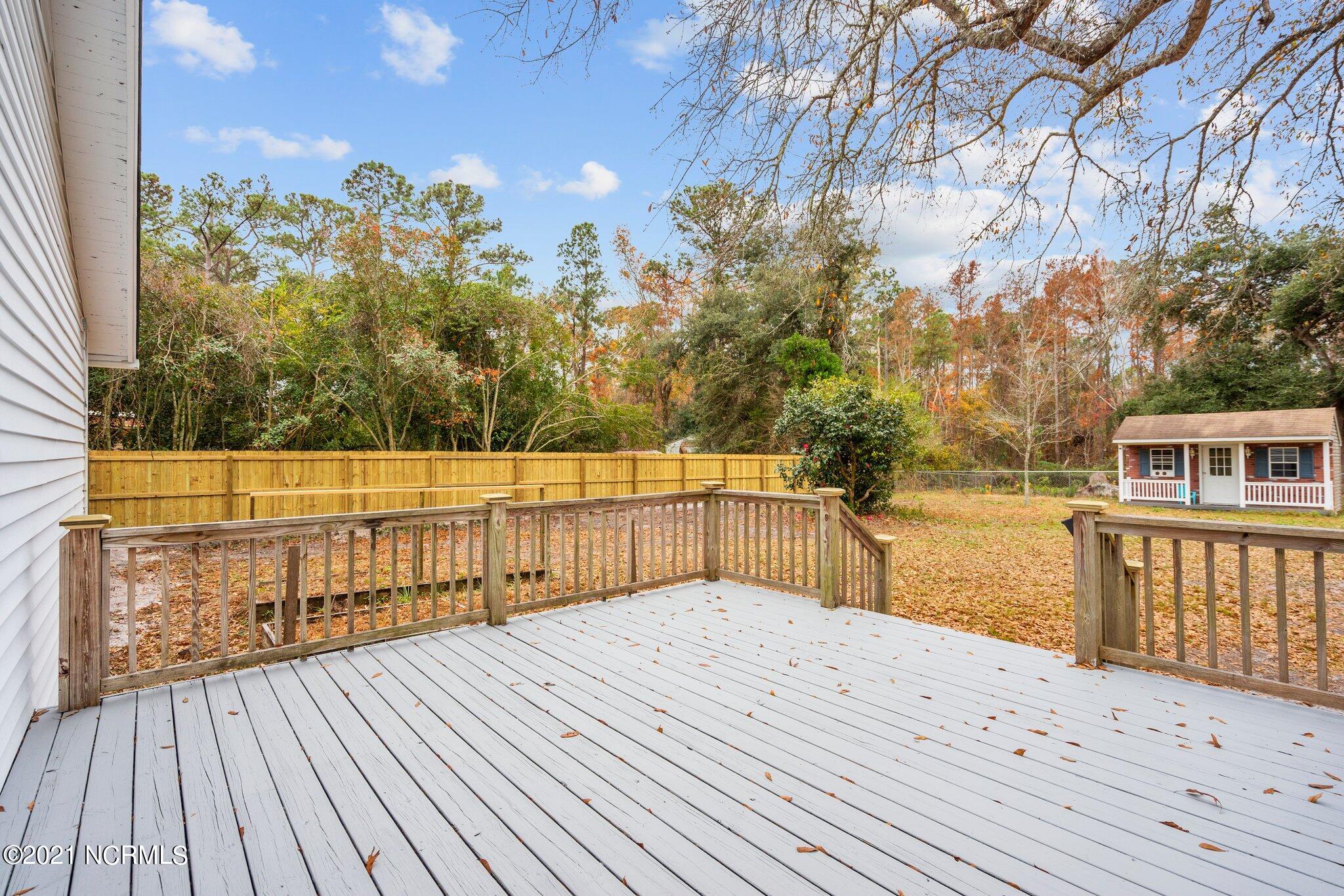 205 Hoover Road Hampstead, NC 28443 - Photo 27 of 60 42-web-or-mls-DSC06630