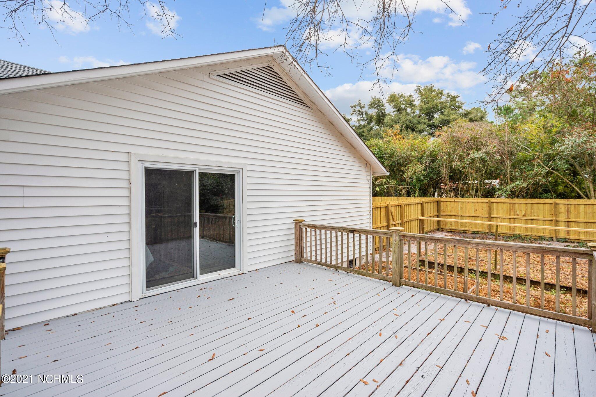 205 Hoover Road Hampstead, NC 28443 - Photo 28 of 60 43-web-or-mls-DSC06631