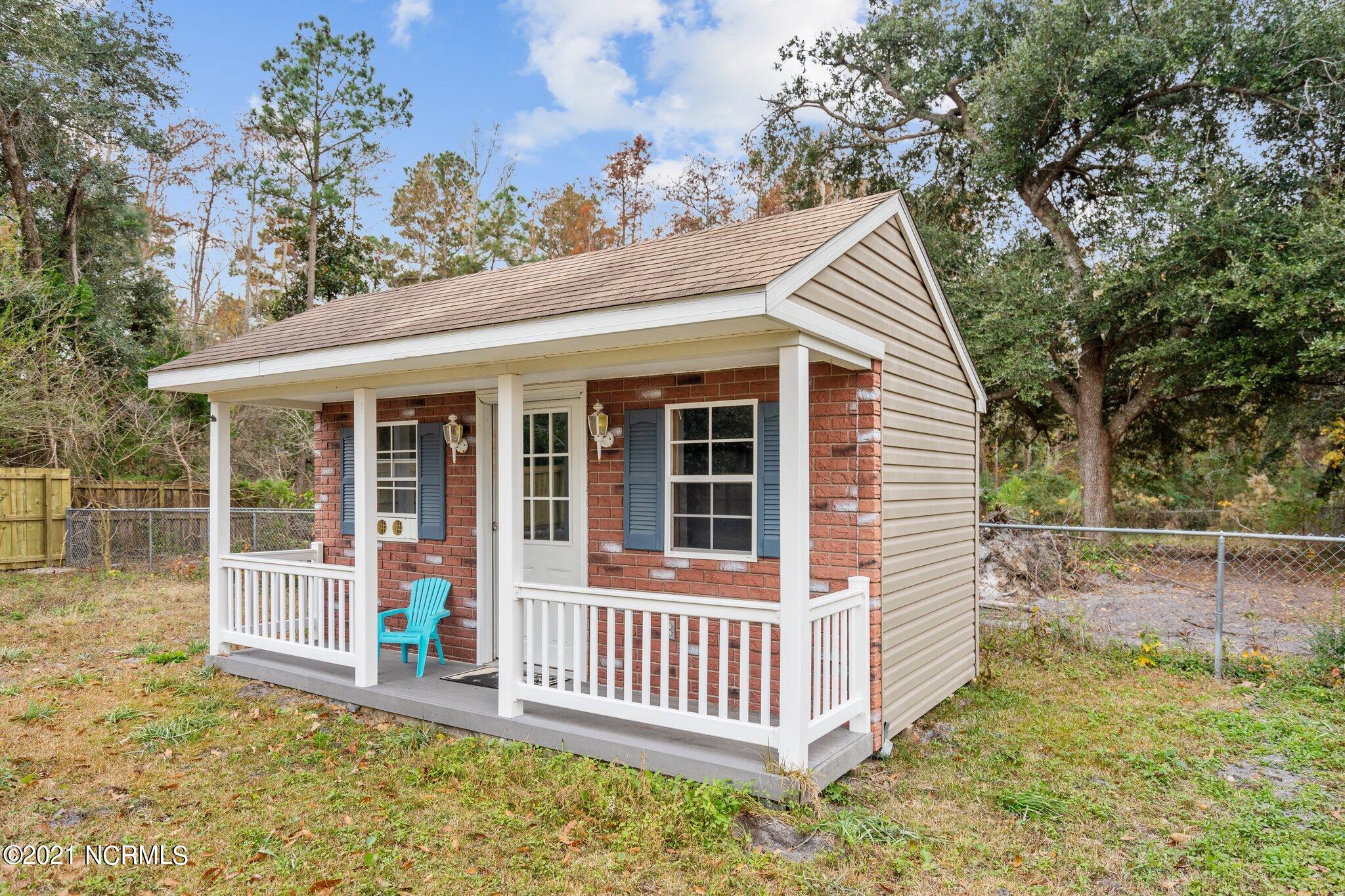 205 Hoover Road Hampstead, NC 28443 - Photo 37 of 60 52-web-or-mls-DSC06640