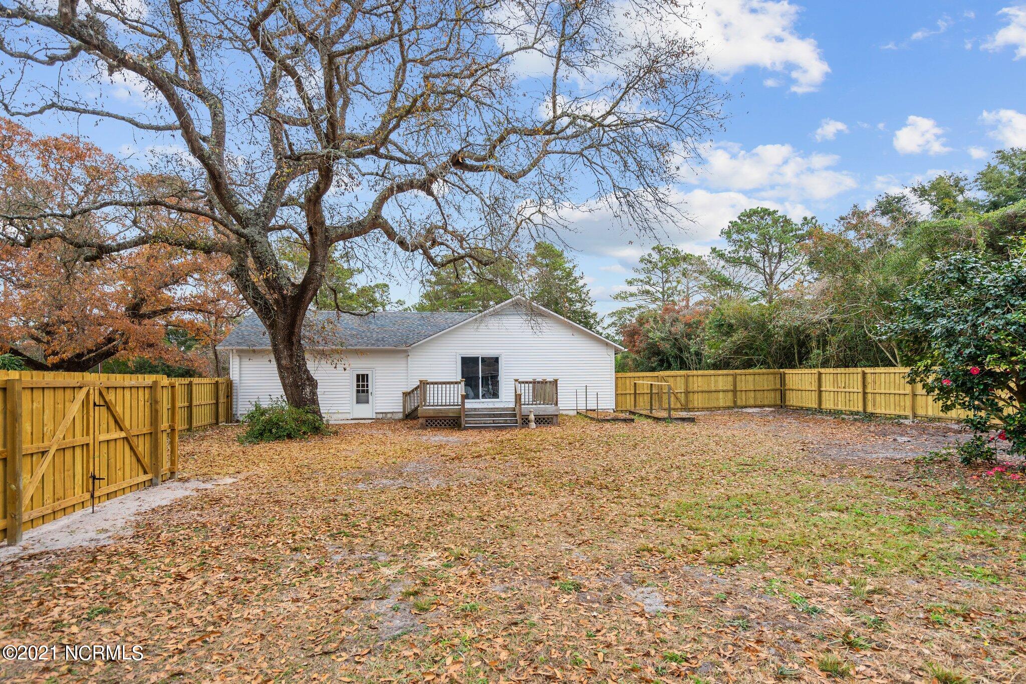 205 Hoover Road Hampstead, NC 28443 - Photo 39 of 60 55-web-or-mls-DSC06643