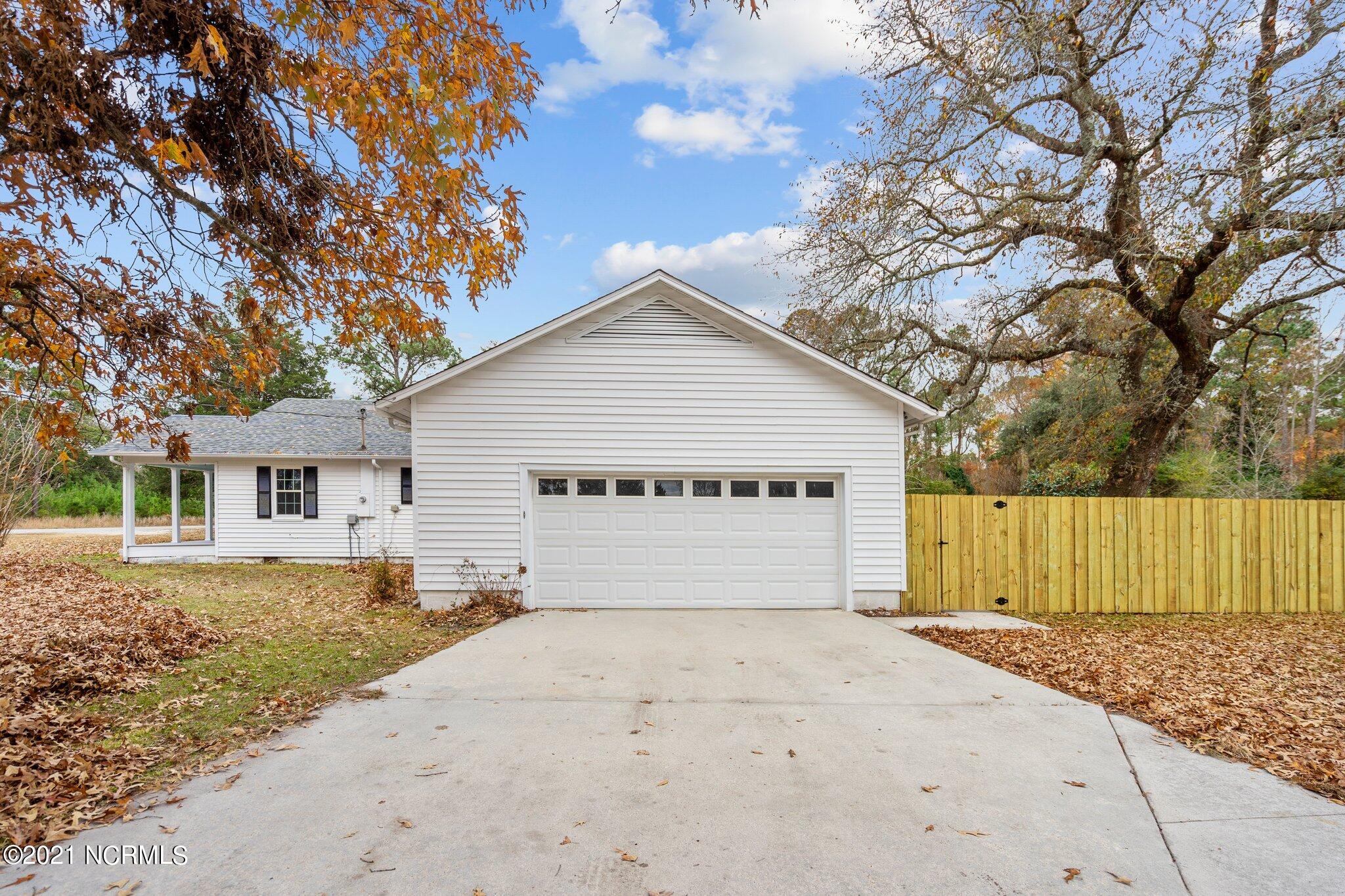 205 Hoover Road Hampstead, NC 28443 - Photo 43 of 60 38-web-or-mls-DSC06625