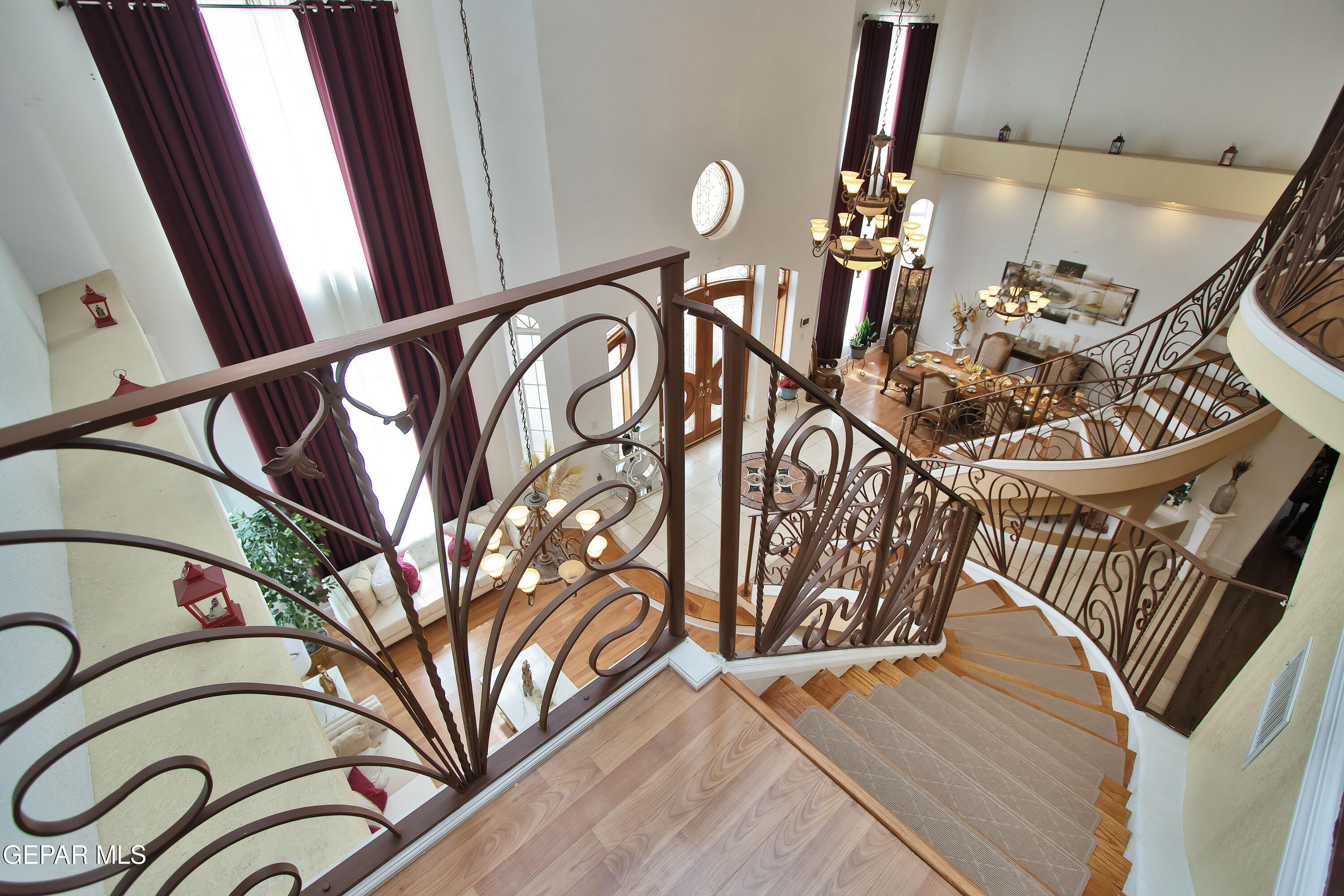 861 Country Club Road El Paso, TX 79932 - Photo 59 of 104 Staircase