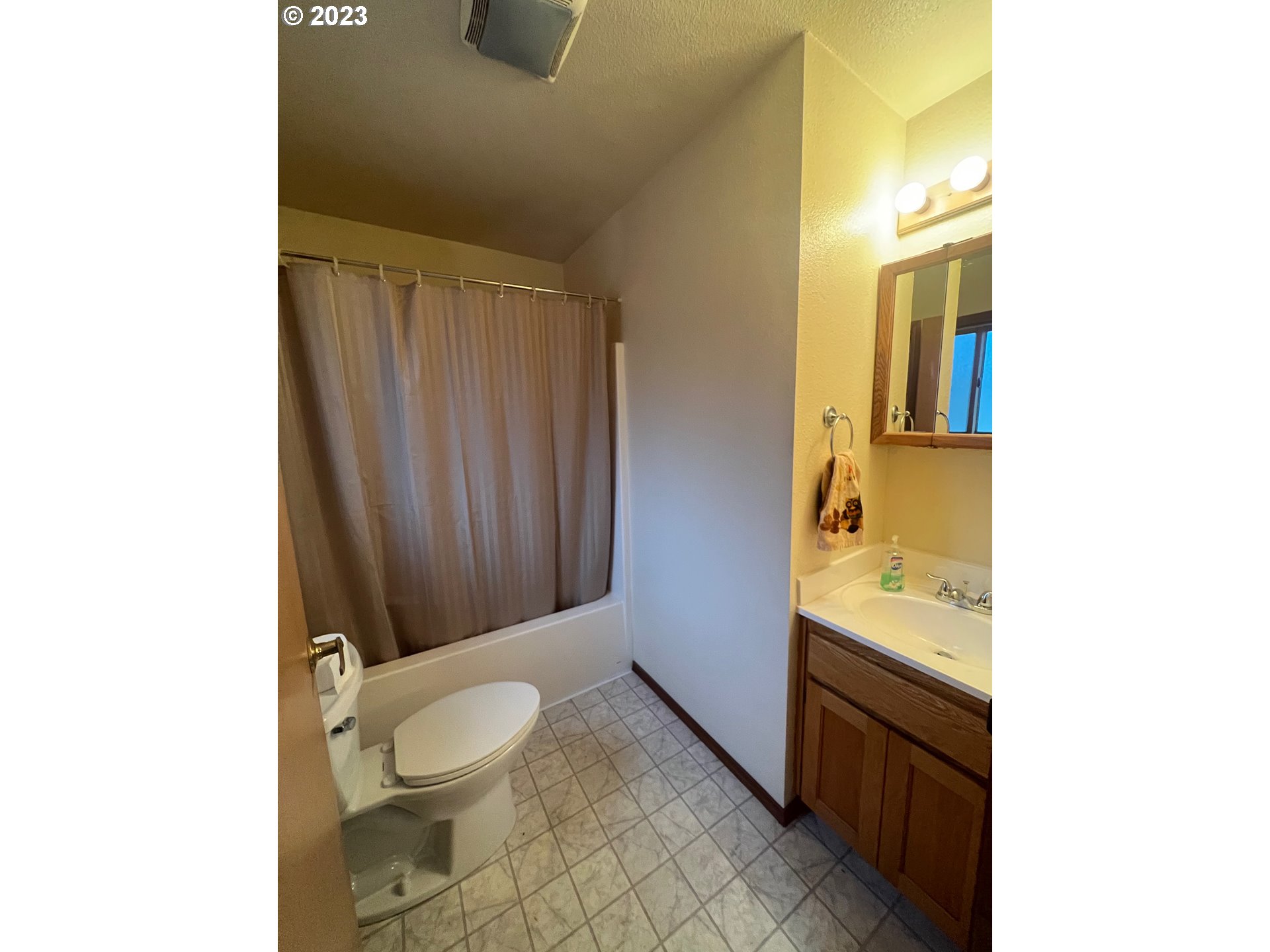 75711 Booth Kelly Camp Road Dorena, OR 97434 - Photo 18 of 25 Bathroom