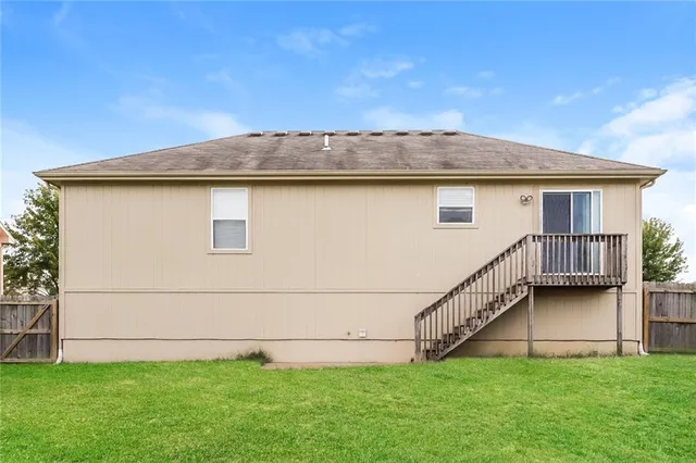 $1,995 | 1410 Northwest High View Drive, Grain Valley, MO 64029