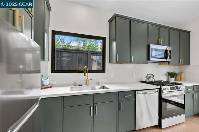 $1,988,000 | 1045 Kains Avenue, Albany, CA 94706