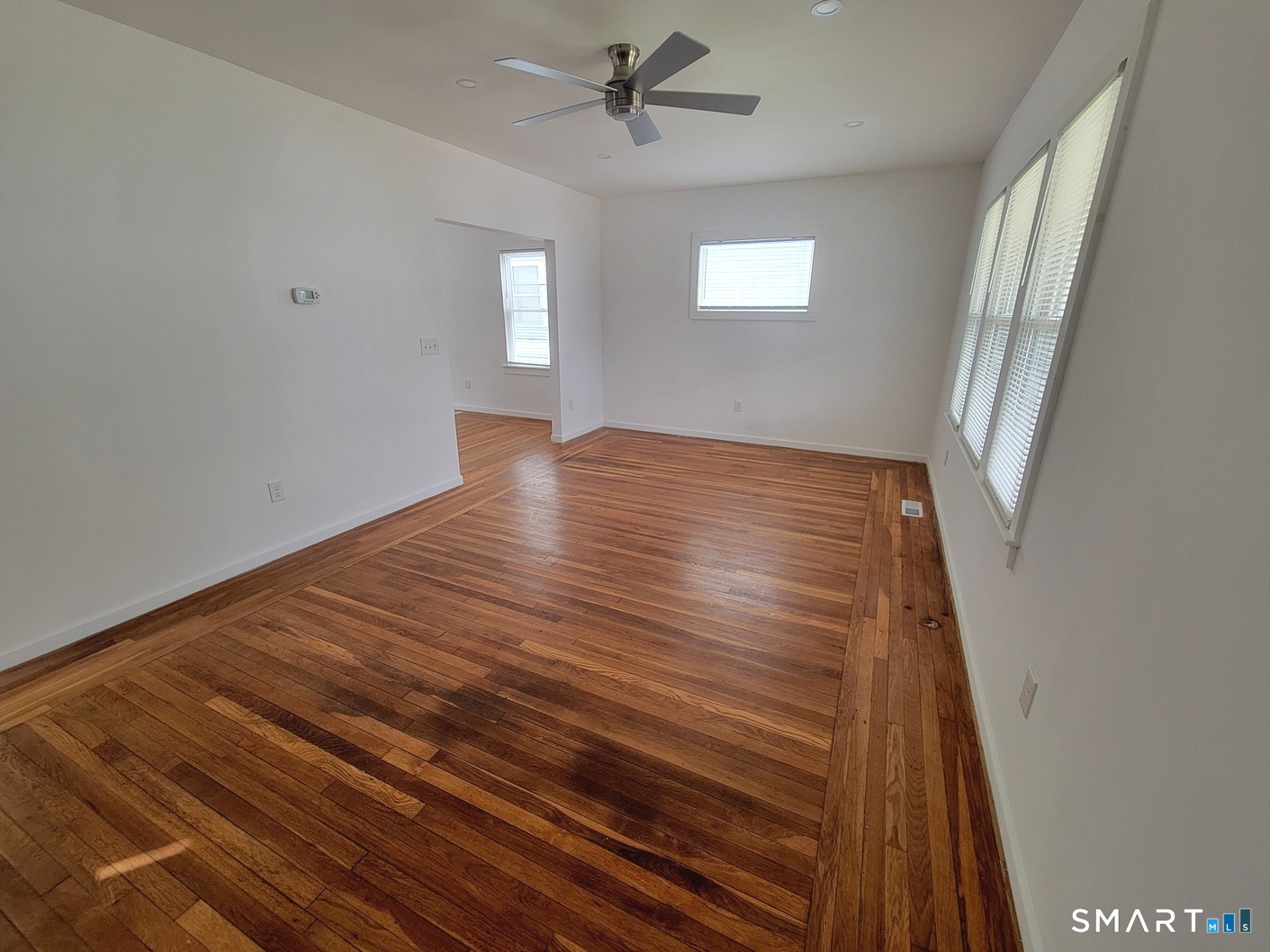 82 Helen Street Hamden, CT 06514 - Photo 5 of 19