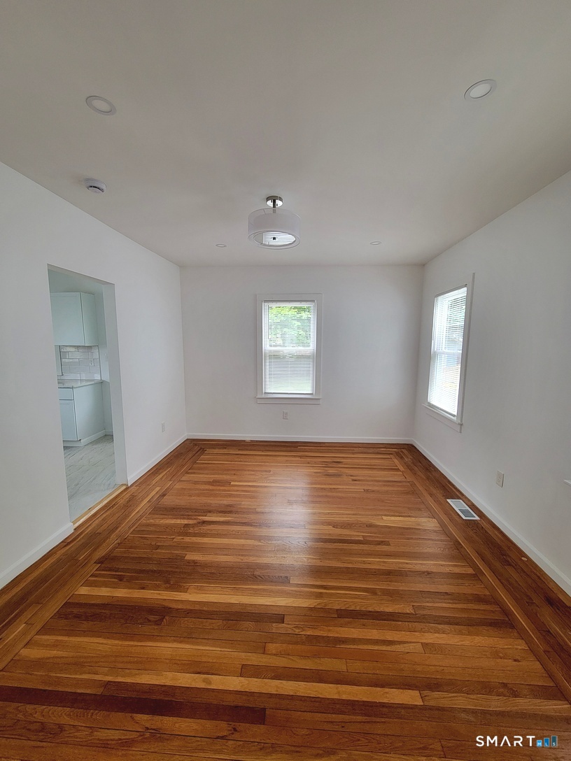 82 Helen Street Hamden, CT 06514 - Photo 7 of 19