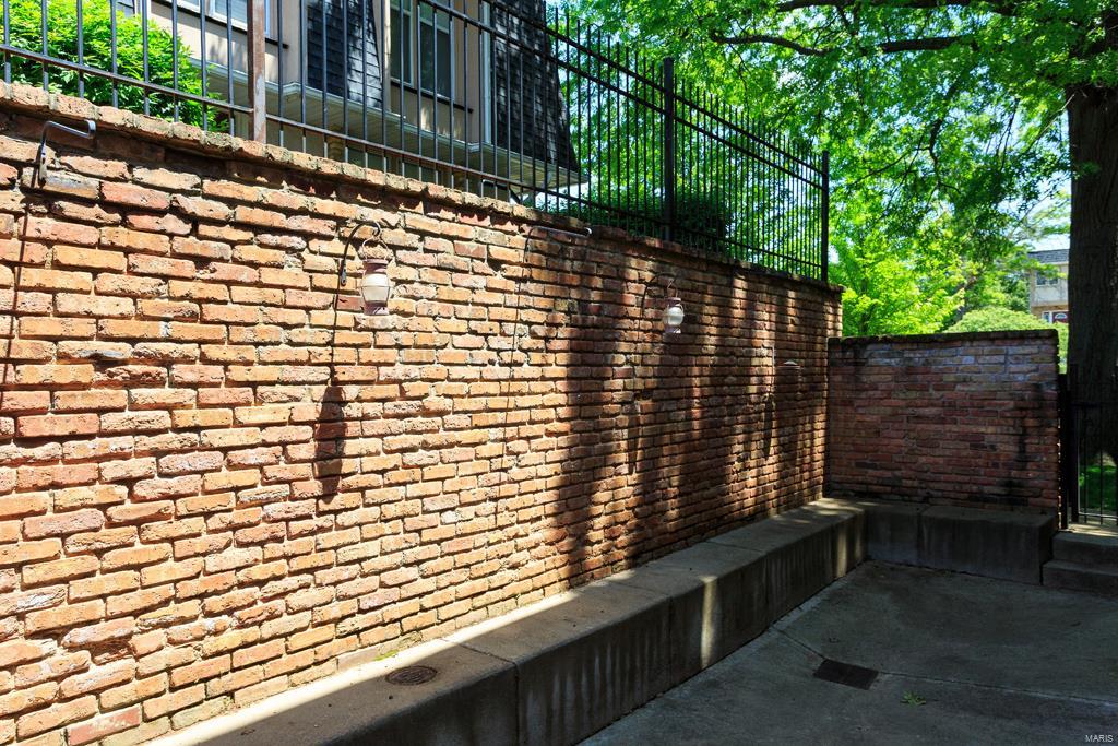 1150 Rue La Chelle Walk, Unit 1150 Creve Coeur, MO 63141 - Photo 13 of 16