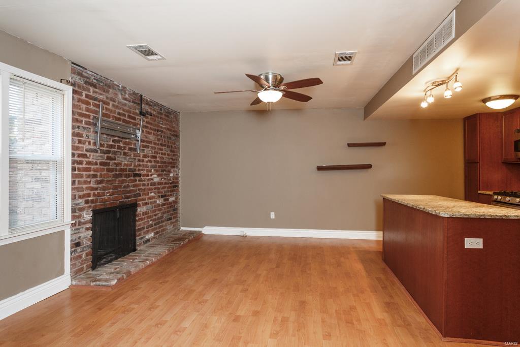 1150 Rue La Chelle Walk, Unit 1150 Creve Coeur, MO 63141 - Photo 6 of 16