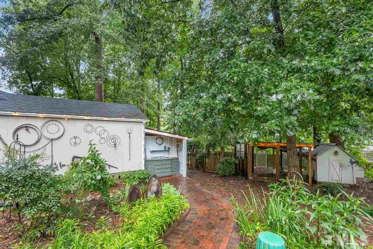 5829 Timber Ridge Drive Raleigh, NC 27609 - Photo 23 of 28