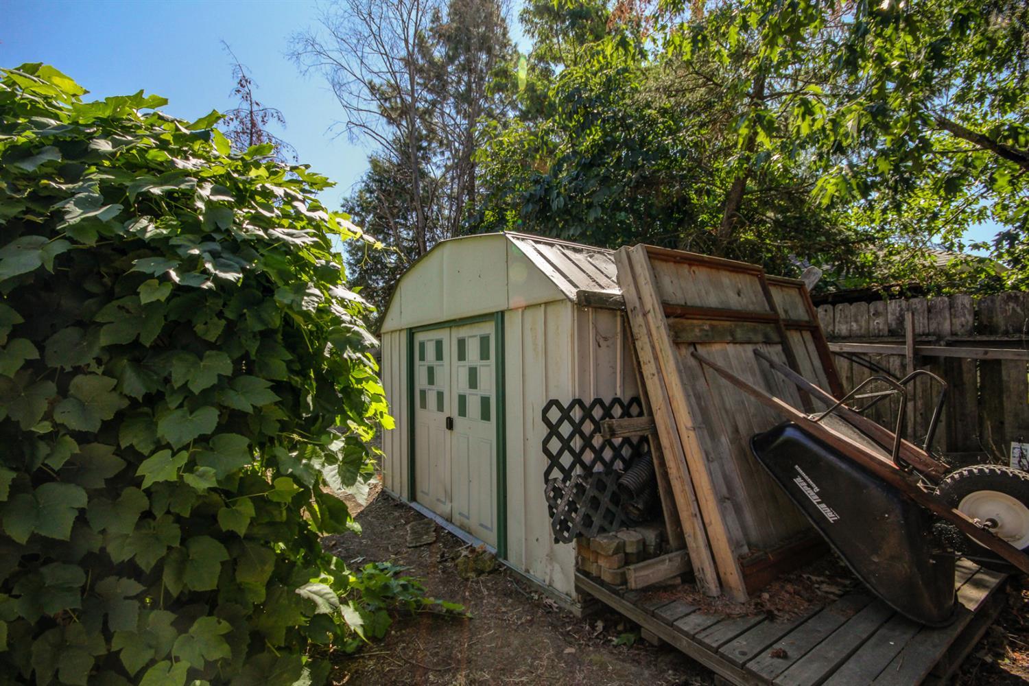 2720 Roberts Road Medford, OR 97504 - Photo 19 of 25 Additional Photo