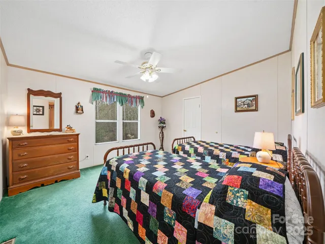 $294,000 | 469 Hensley Branch, Burnsville, NC 28714